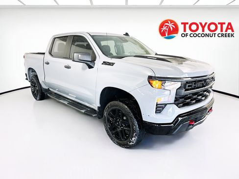 Used 2024 Chevrolet Silverado 1500 Custom Trail Boss w/ LPO, Dark Essentials Package AWD/4WD image 1