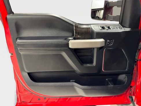 Used 2021 Ford F250 Lariat w/ Lariat Ultimate Package image 17