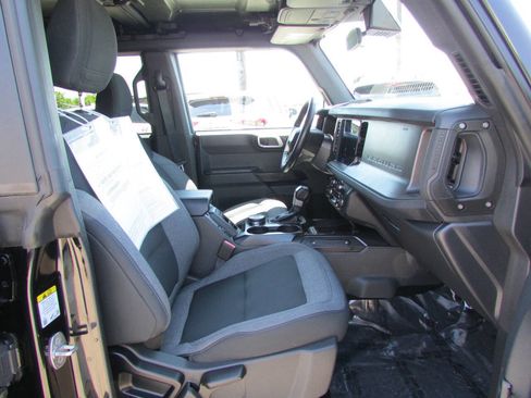 Used 2025 Ford Bronco Big Bend AWD/4WD image 18