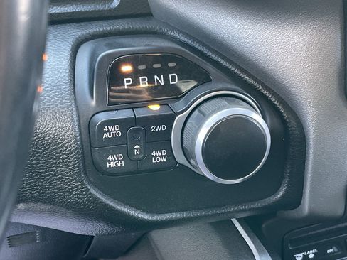 Used 2019 RAM 1500 Big Horn image 35