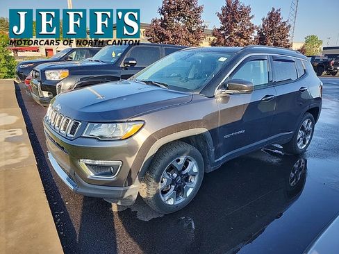 Used 2018 Jeep Compass Limited w/ Navigation Group AWD/4WD image 1
