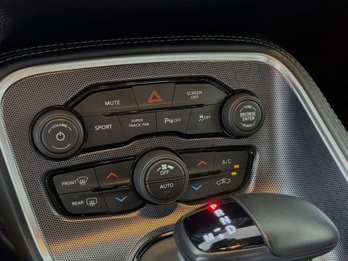 Used 2018 Dodge Challenger T/A RWD image 17