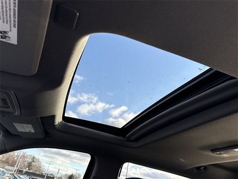 Used 2023 GMC Sierra 1500 SLT w/ SLT Premium Package image 18