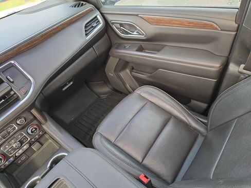 Used 2021 Chevrolet Tahoe High Country RWD image 21