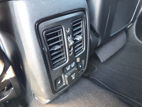 Used 2024 Dodge Durango R/T image 37