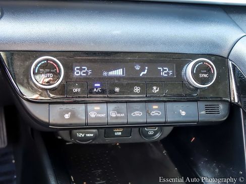 Used 2022 Hyundai Elantra SEL w/ Convenience Package FWD image 15