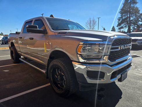 Used 2020 RAM 3500 Tradesman image 7