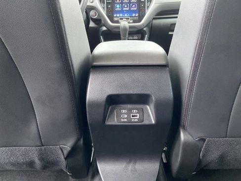 Used 2024 Subaru Crosstrek 2.0i Premium image 47