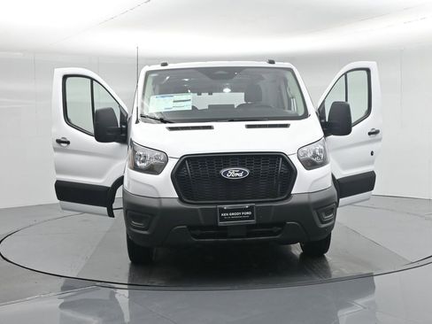 New 2026 Ford Transit 150 Low Roof RWD image 28