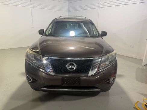 Used 2015 Nissan Pathfinder Platinum w/ Cargo Package AWD/4WD image 3