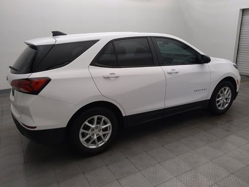 Used 2024 Chevrolet Equinox LS w/ LS Convenience Package FWD image 10