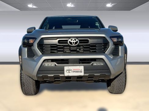 Used 2024 Toyota Tacoma TRD Off-Road image 6