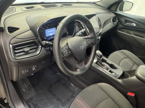 Certified 2024 Chevrolet Equinox RS FWD image 9