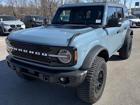 Used 2023 Ford Bronco Wildtrak image 5