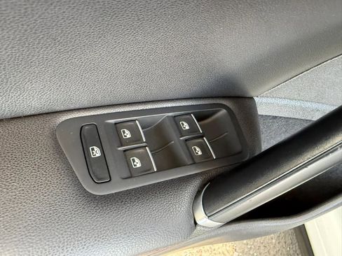 Used 2016 Volkswagen GTI SE w/ Lighting Package (SEL) image 36