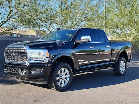 Used 2019 RAM 2500 Limited AWD/4WD image 4
