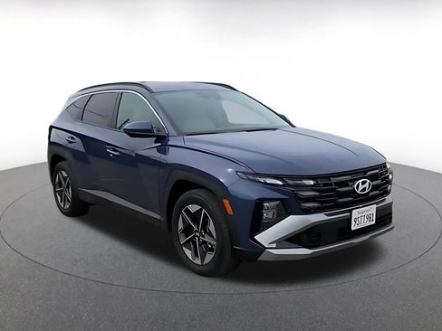 Used 2025 Hyundai Tucson SEL image 2
