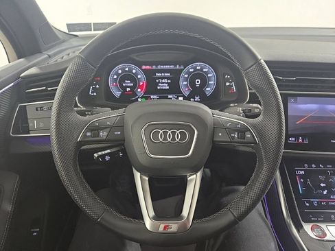 Used 2025 Audi SQ7 Prestige AWD/4WD image 5