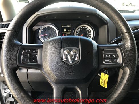 Used 2017 RAM 3500 Tradesman w/ Chrome Appearance Group image 14