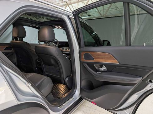 Used 2025 Mercedes-Benz GLE 350 4MATIC image 15