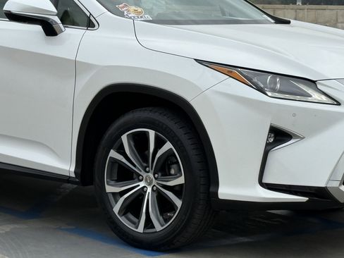 Used 2017 Lexus RX 350 FWD w/ Premium Package image 4