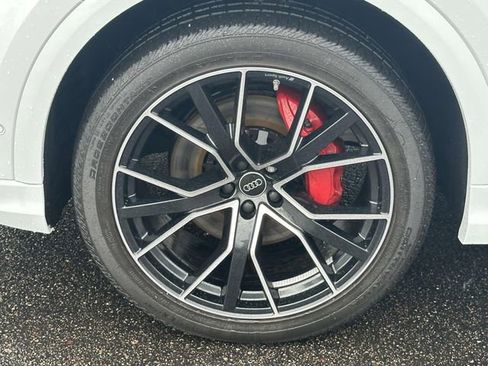 Used 2023 Audi Q8 Premium Plus image 10