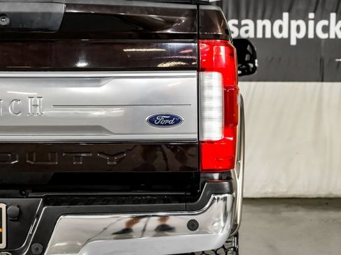 Used 2018 Ford F250 King Ranch w/ King Ranch Ultimate Package AWD/4WD image 42