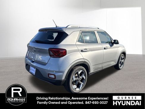 New 2026 Hyundai Venue SEL image 9