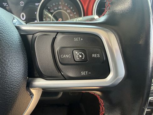 Used 2020 Jeep Gladiator Rubicon AWD/4WD image 36