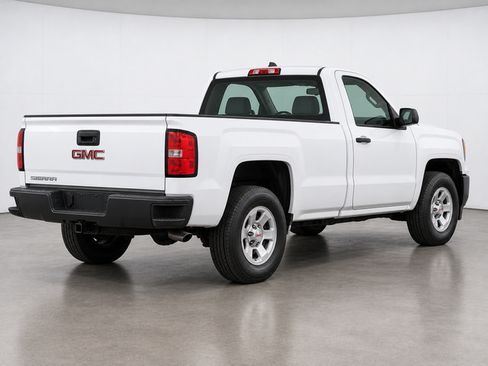Used 2018 GMC Sierra 1500 2WD Regular Cab image 3