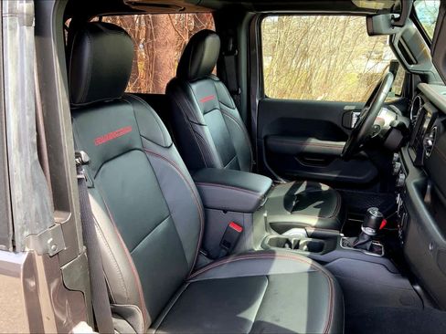 Used 2023 Jeep Wrangler Rubicon AWD/4WD image 9