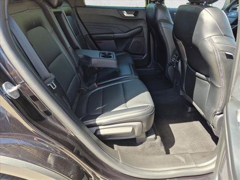 Used 2025 Ford Escape Platinum AWD/4WD image 20