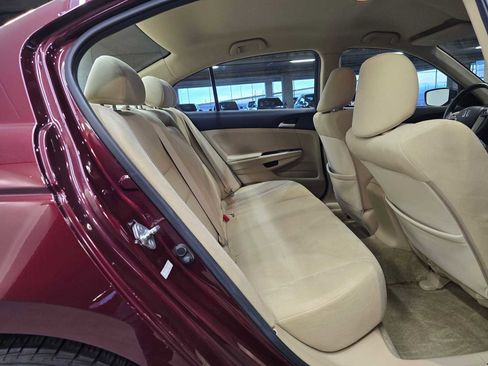 Used 2011 Honda Accord LX-P image 27