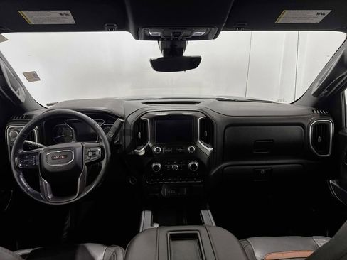 Used 2019 GMC Sierra 1500 AT4 w/ AT4 Premium Package AWD/4WD image 2