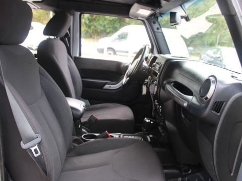 Used 2015 Jeep Wrangler Unlimited Sport w/ Quick Order Package 24S image 11