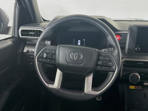 Used 2025 Toyota 4Runner TRD Sport image 18