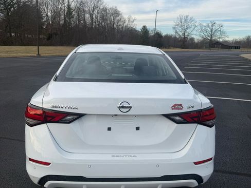 Used 2020 Nissan Sentra S image 8