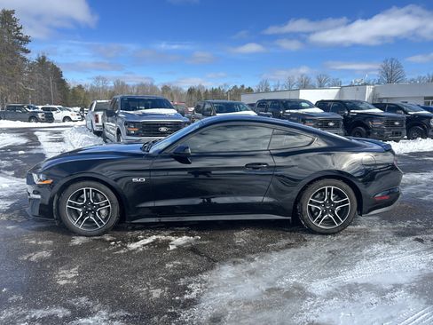 Used 2020 Ford Mustang GT image 7