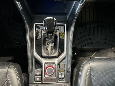 Used 2023 Subaru Forester Limited AWD/4WD image 9