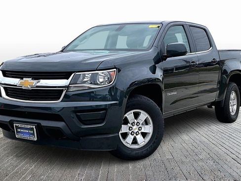 Used 2018 Chevrolet Colorado W/T w/ WT Convenience Package image 3