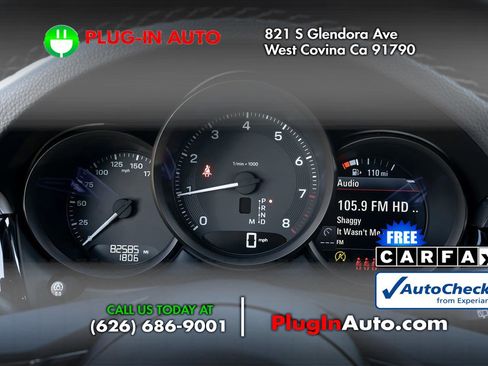 Used 2023 Porsche Macan AWD/4WD image 23