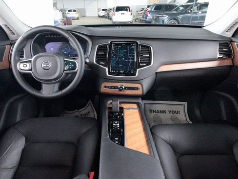Certified 2024 Volvo XC90 B5 Plus image 6