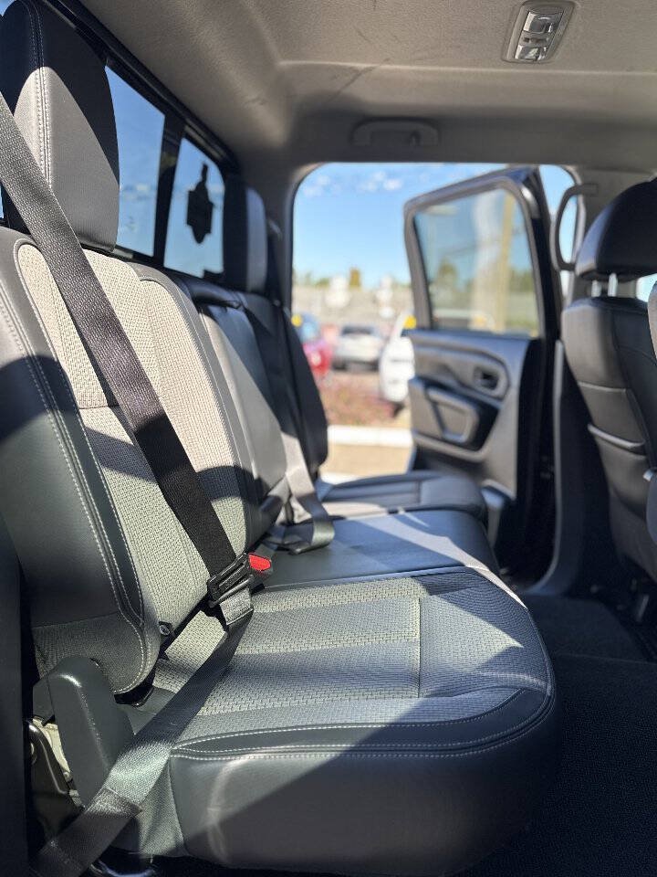 Used 2021 Nissan Titan S w/ S Utility Package AWD/4WD image 9