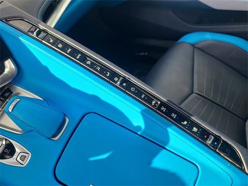Used 2021 Chevrolet Corvette Stingray Premium Conv w/ Z51 Performance Package image 23