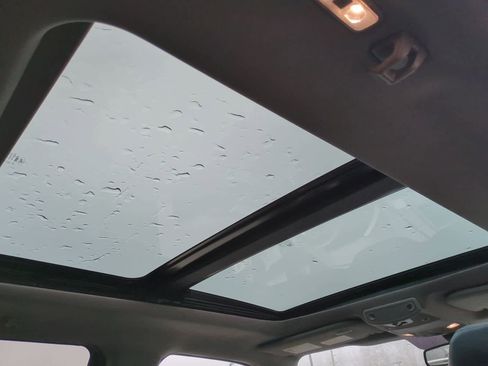 Used 2016 Ford F150 Lariat w/ Equipment Group 502A Luxury image 22