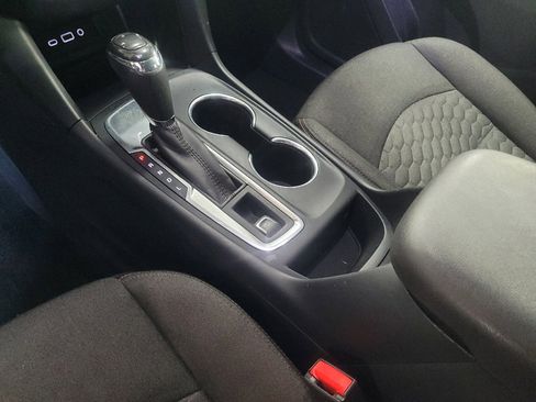 Used 2019 Chevrolet Equinox LT FWD image 26