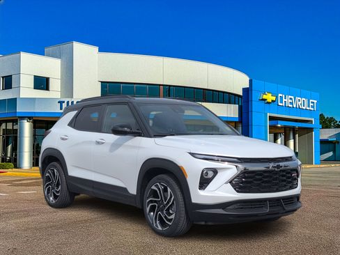 New 2026 Chevrolet TrailBlazer RS w/ Driver Confidence Package FWD image 8