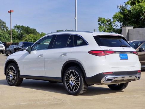 New 2026 Mercedes-Benz GLC 300 image 4