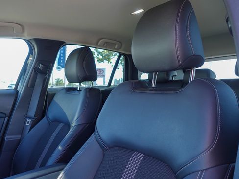 Used 2025 MAZDA CX-50 AWD 2.5 S w/ Preferred Package image 10