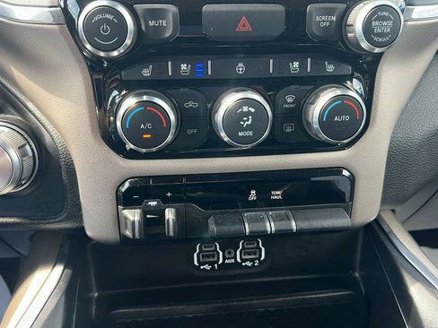 Used 2021 RAM 1500 Laramie AWD/4WD image 22
